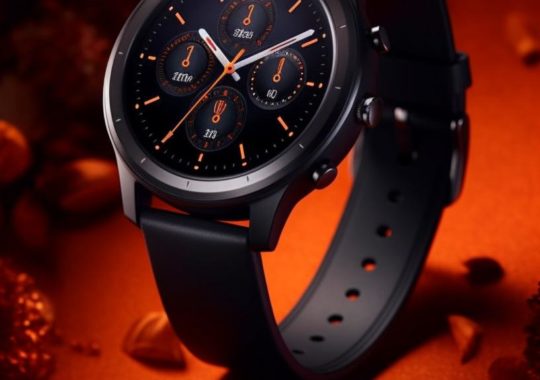 Un elegante Galaxy Watch 2 situado sobre un fondo rojo, iluminado de manera dramática, evocando el estilo realista y emotivo del artista Xu Beihong, con tonos grises oscuros y naranjas.